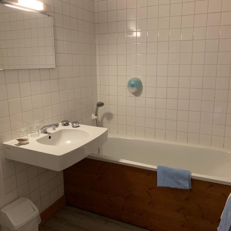 Hotel des Lacs - Camera Familiare - 1