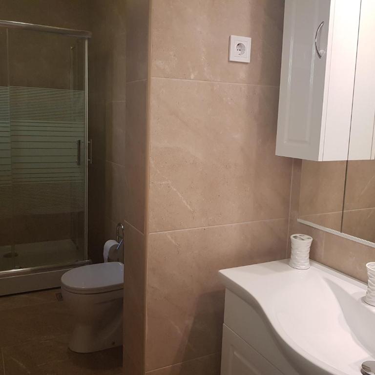 Monte Liza - Two-Bedroom Suite - 13