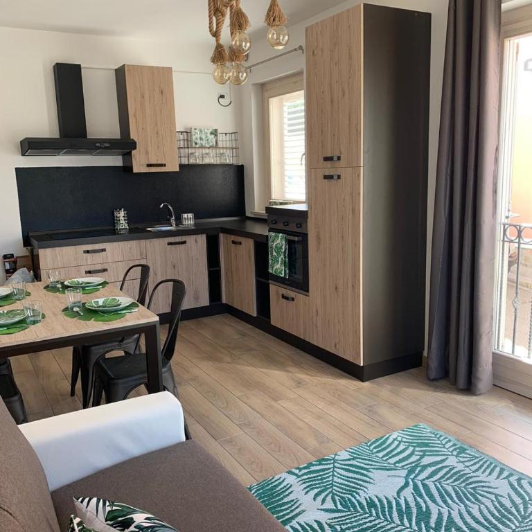 Home la Brezza - One-Bedroom Apartment - 4