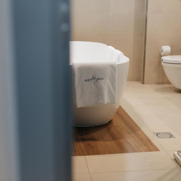 Hotel Neptuno Playa & Spa - Junior Suite with Sea View - 17