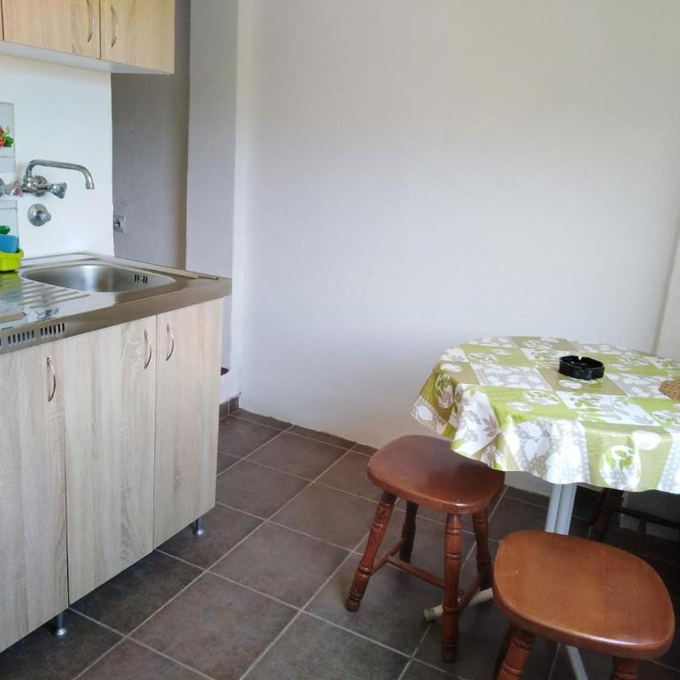 Dom za odmor J&S - Apartman sa 1 Spavaćom Sobom - 9