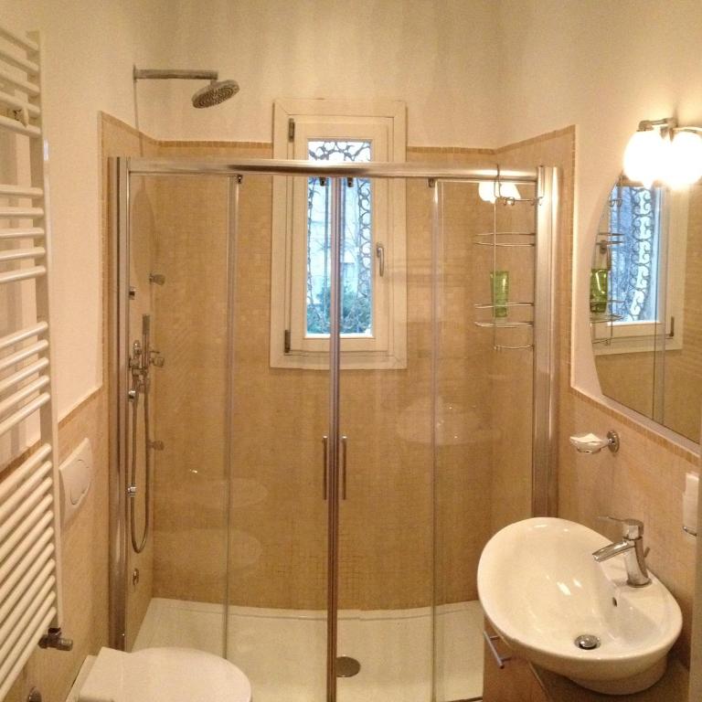 Villa Gabriella B&B - Apartments - Appartamento con 1 Camera da Letto e con Balcone (2 Adulti + 2 Bambini) - 2
