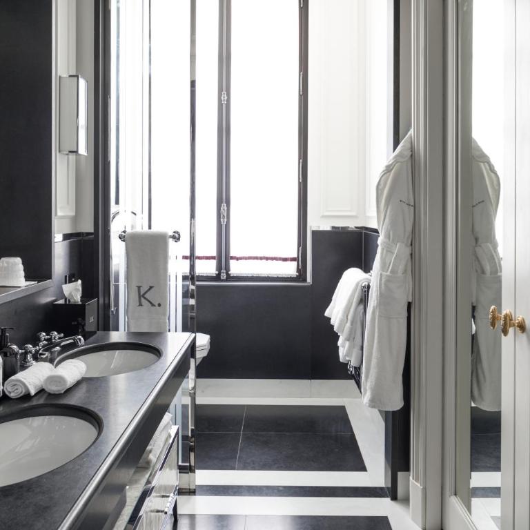 J.K. Place Paris - Chambre Deluxe Double ou Lits Jumeaux - 3