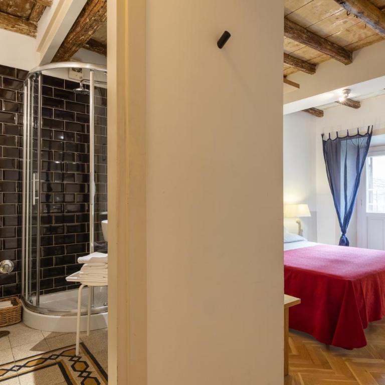 The Bluehostel - Double or Twin Room - 9