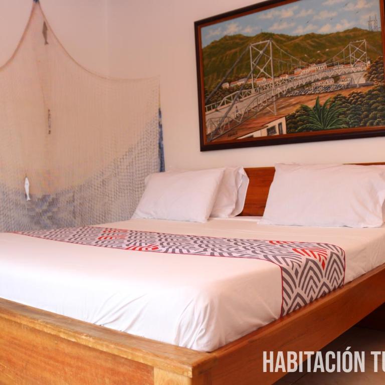 Hotel Colonial - Honda - - Deluxe Double Room - 4