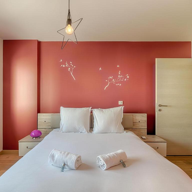 Appart L'avant Scene Tresums - Appartement - Vue sur Lac - 3