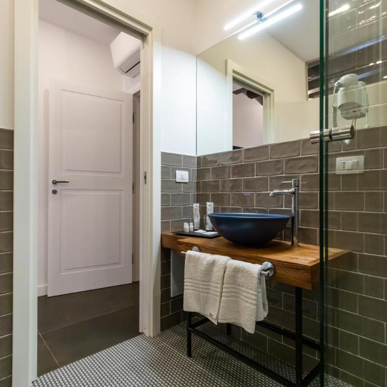 Santa Chiara Inn - Deluxe Double Room - 18