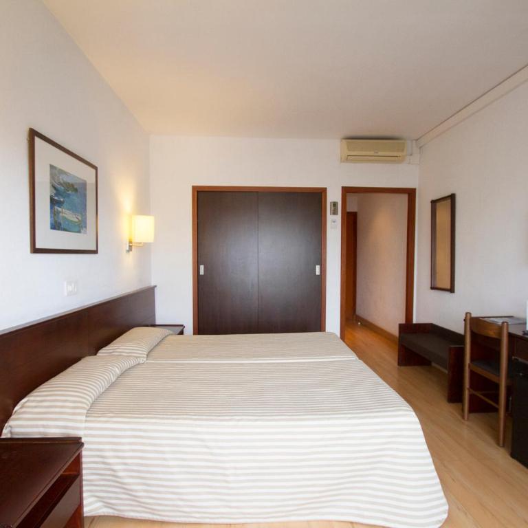 Hotel Gran Garbi & AquaSplash - Habitación Individual - 1