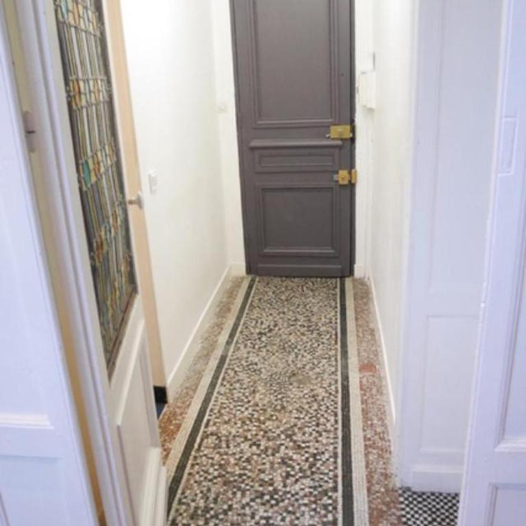 Hyper Centre LILLE appt. 6 personnes confortable pour famille ou amis - One-Bedroom Apartment - 4