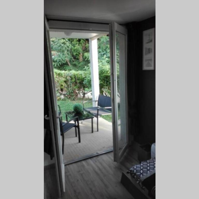 Appartement jardin a 100m de la plage et Thalasso - Appartement 1 Chambre - 9