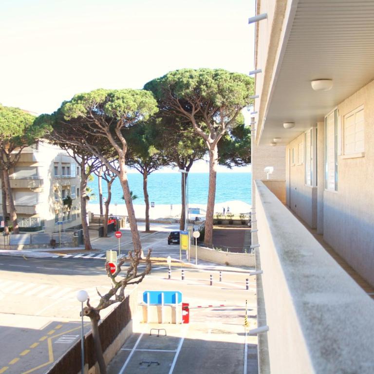 Sol Daurat seafront apartment - Two-Bedroom Apartment - 7