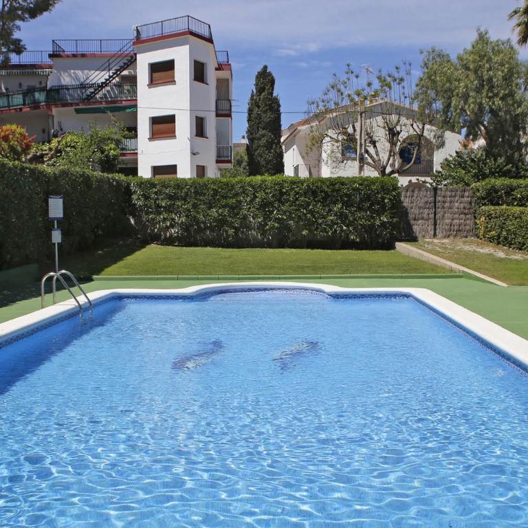 AT044 Cerca de la playa, con piscina y airco - Two-Bedroom Apartment - 1