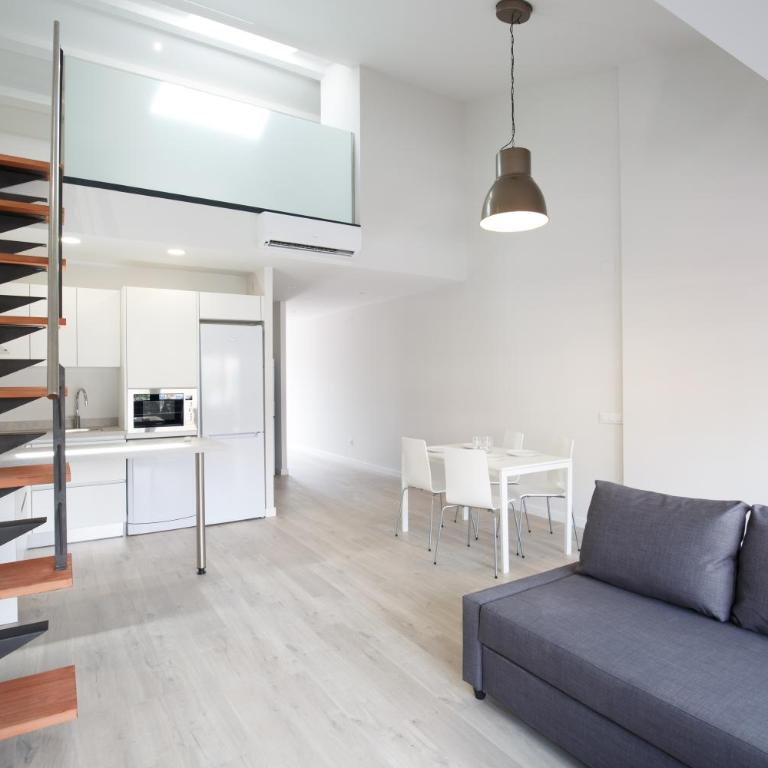 Estudis Laura - Apartamento Dúplex - 7