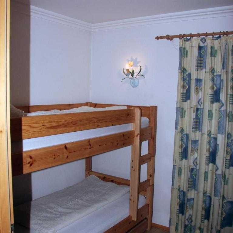 Appartements St. Leonhard - Superior Apartment B mit 2 Schlafzimmern und Balkon - 2