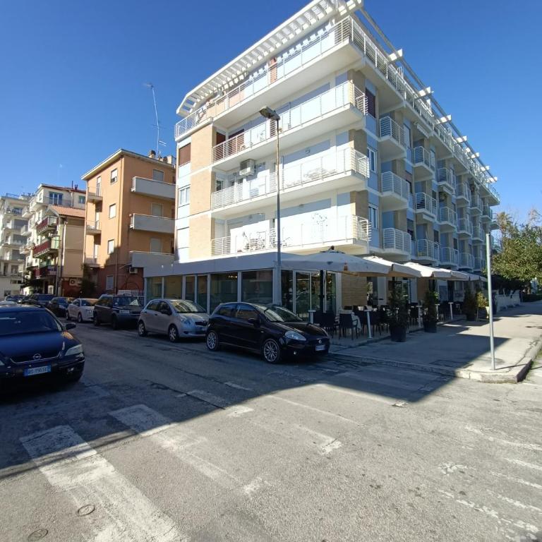 Residenza Topazio - Appartamento con 2 Camere da Letto - 50