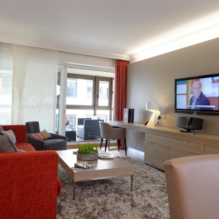 Résidence Alma Marceau - Appartement 1 Chambre - 65 m² - 1