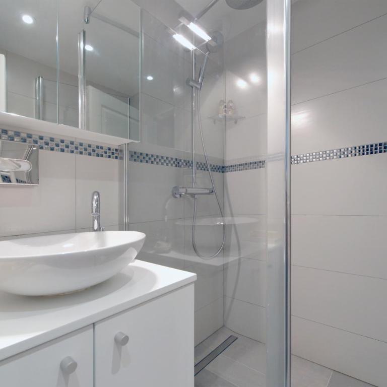 Résidence Alma Marceau - Appartement de Grand Standing en Duplex 5 Chambres - 200 m² - 16