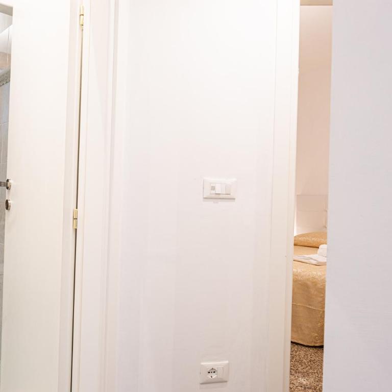 The Heart of San Marco - WiFi - One-Bedroom Apartment - 5