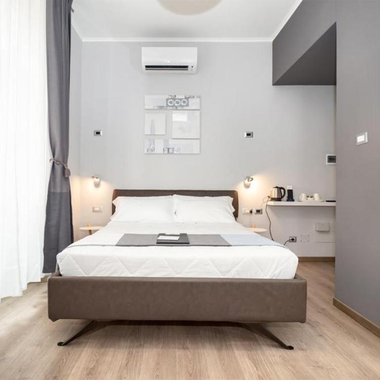 Clementi 18 Suites Rome - Camera Matrimoniale - 1