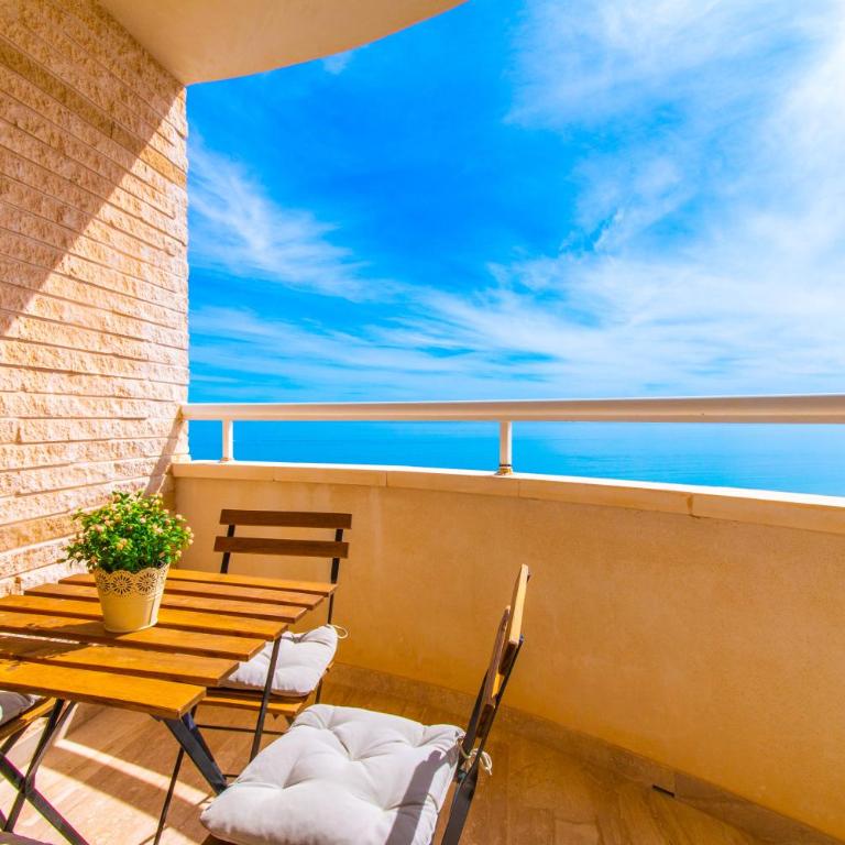 Lovely Apartment Beach Front & Pool - Apartamento de 3 dormitorios - 3