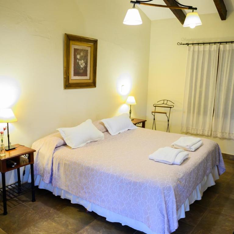 Hosteria La Caldera - Habitación Doble Superior - 1 o 2 camas - 6