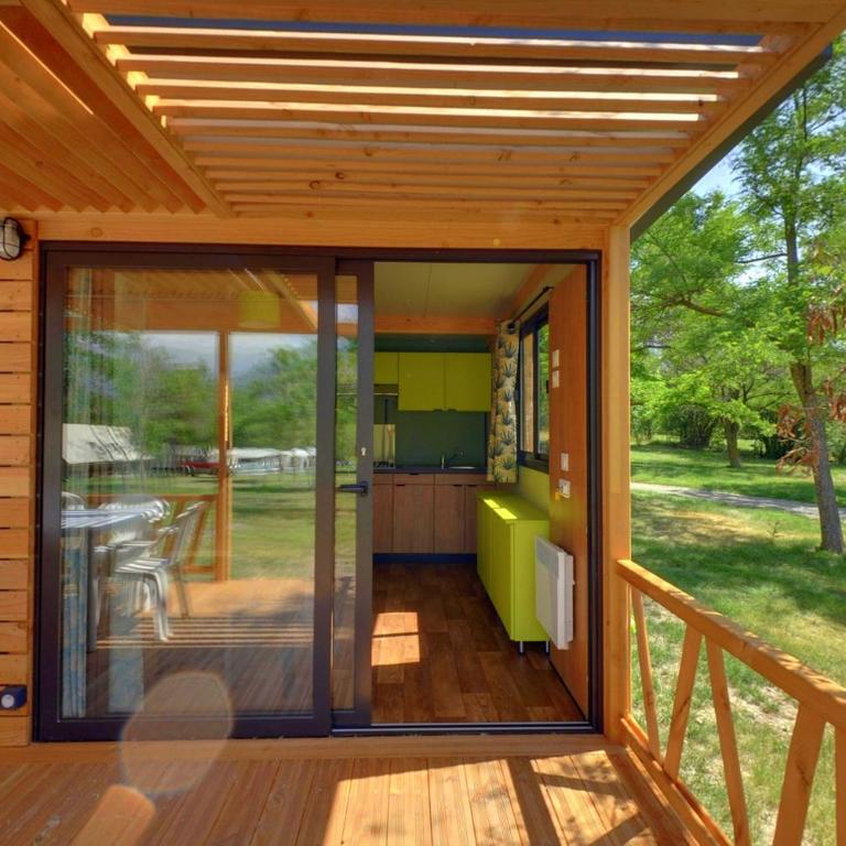 Camping le Petit Liou Sites & Paysages - Two-Bedroom Chalet - 4