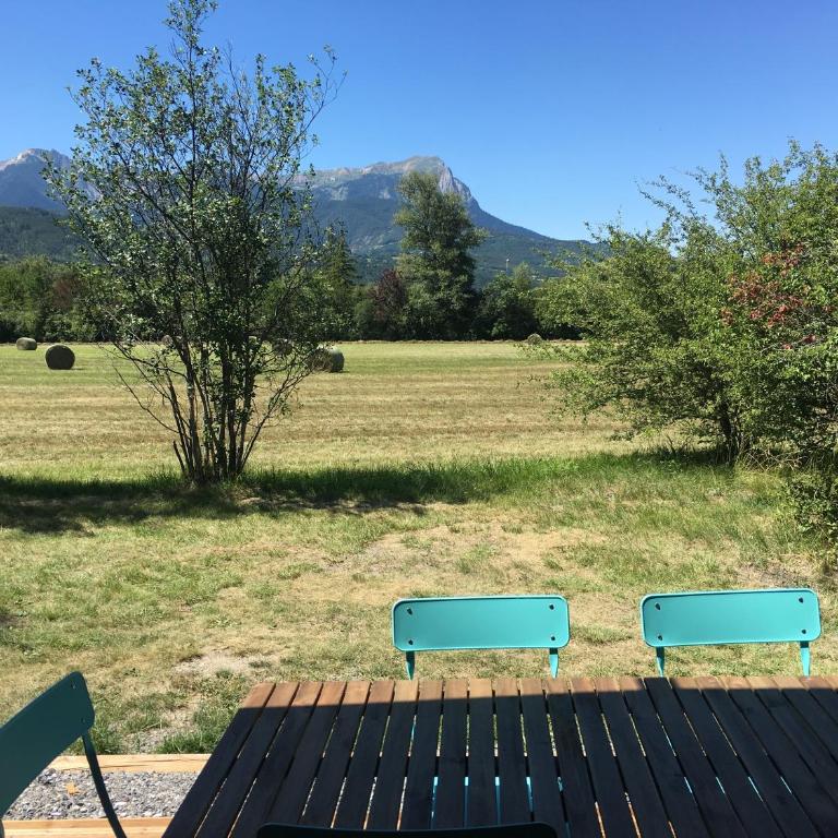 Camping le Petit Liou Sites & Paysages - Three-Bedroom Chalet - 5