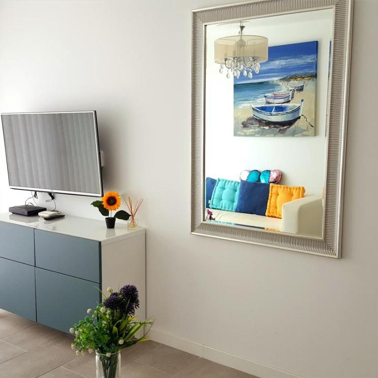 COZY & confortable Junior Suite by Bristo Sunset # GOOD WIFI, terrace and POOL - Apartamento con balcón - 37