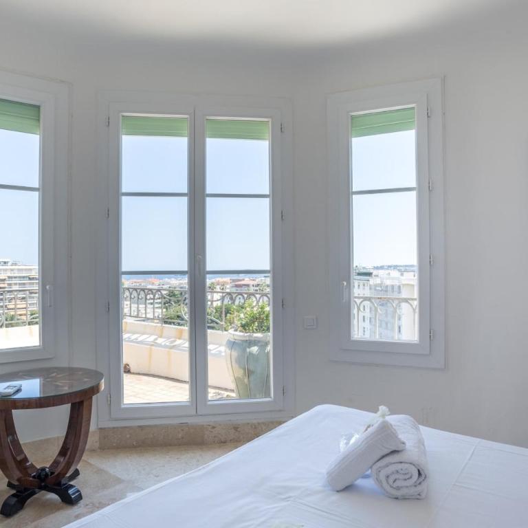 Art Deco Luxury Apartment with Breath Taking View on Cannes Bay by Olidesi - Appartement - 24