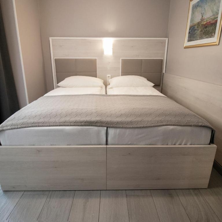 ARABEST Aparthotel & Boardinghouse - Suite 3 Chambres Confort - 7