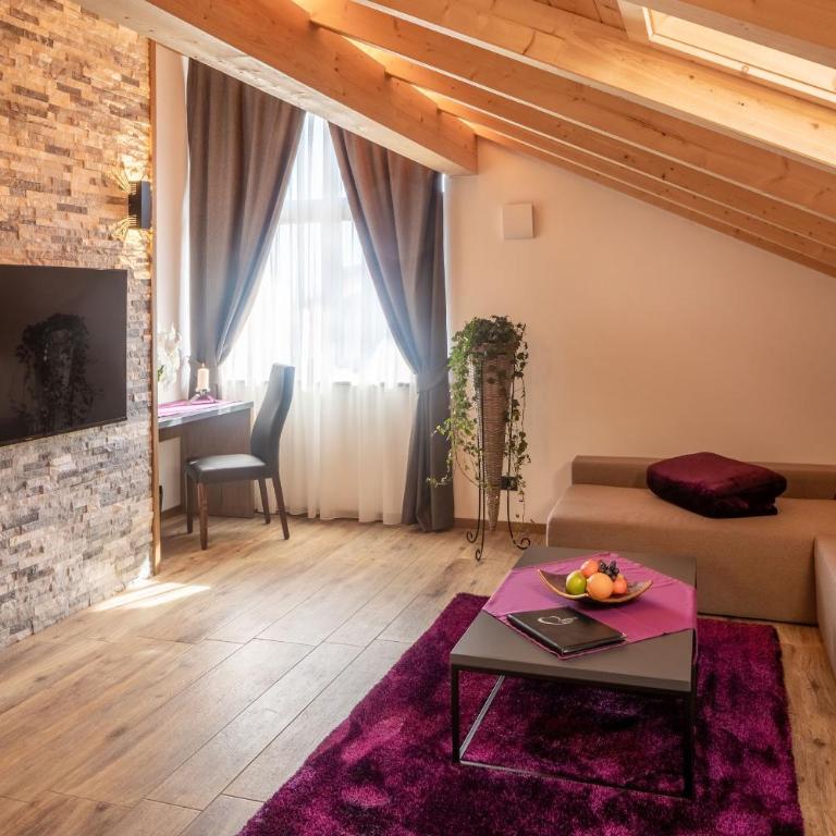 FOR MOMENTS Apartments & Spa - Penthouse-Apartment - 8