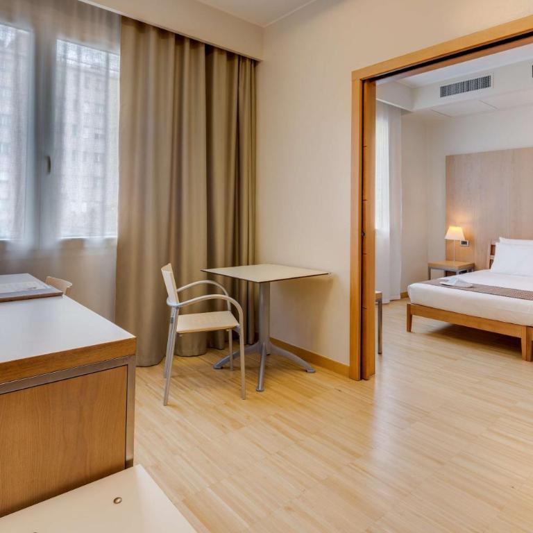 Best Western Plus Hotel Bologna - Junior Suite - 12