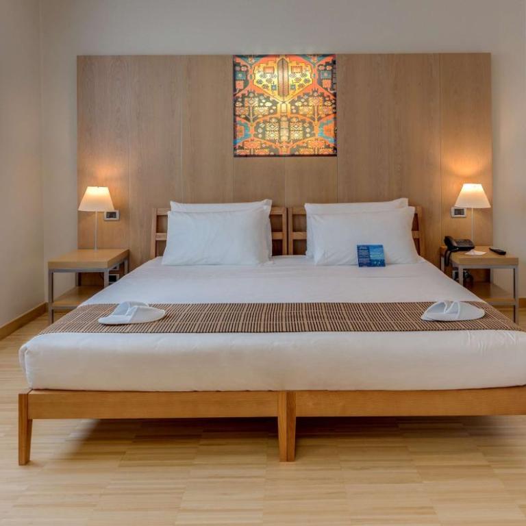 Best Western Plus Hotel Bologna - Camera Queen Classic con Letto Singolo - 14