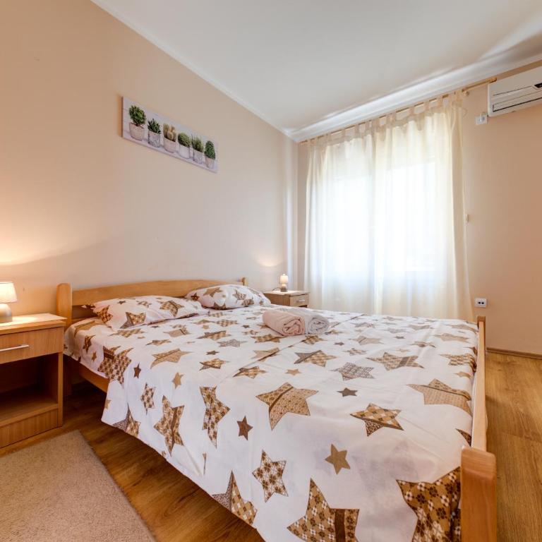 Apartments Pelle - Apartment with Garden View - 5