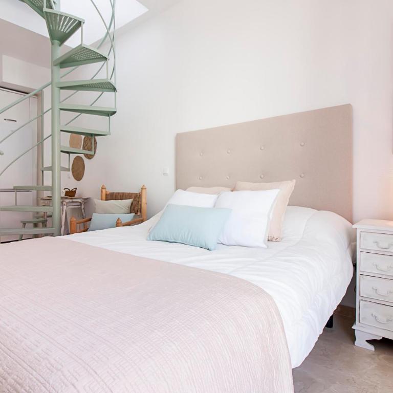 Cervantes FreshApartments - Studio with Terrace - 5