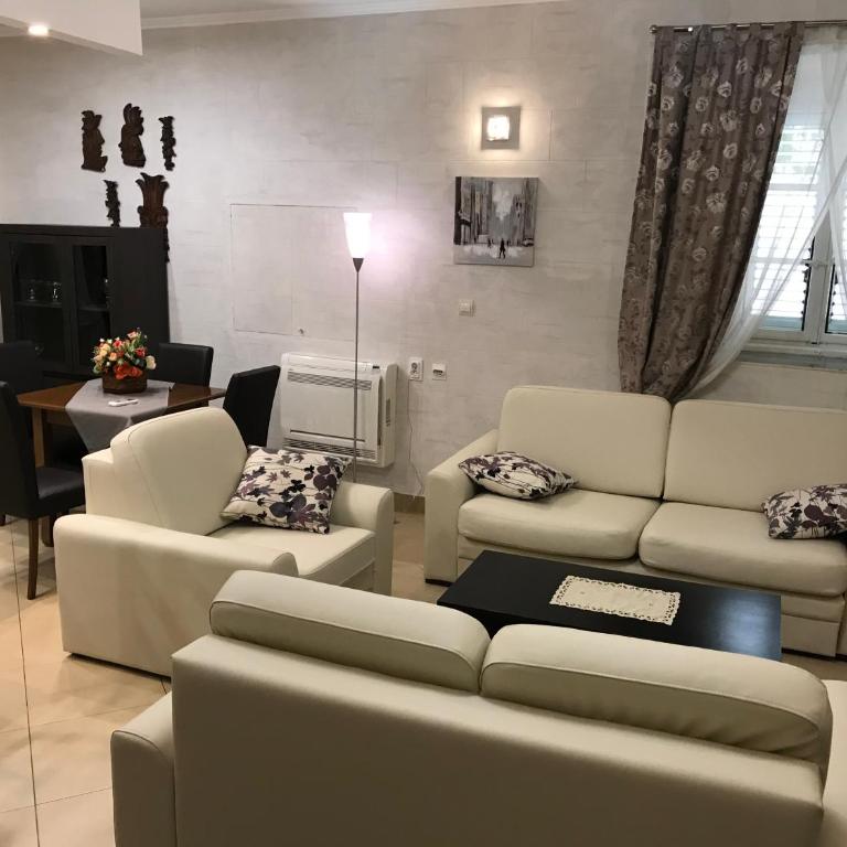 Villa Miramare , Dobrota seafront - Apartment with Terrace - 5