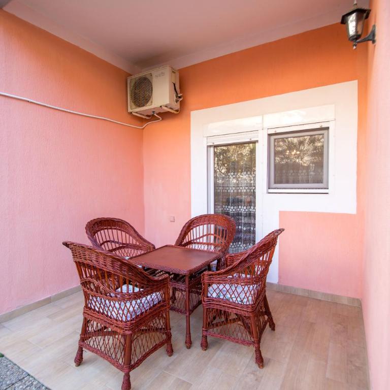 Apartments Kovačević - Two-Bedroom Apartment with Terrace - 7