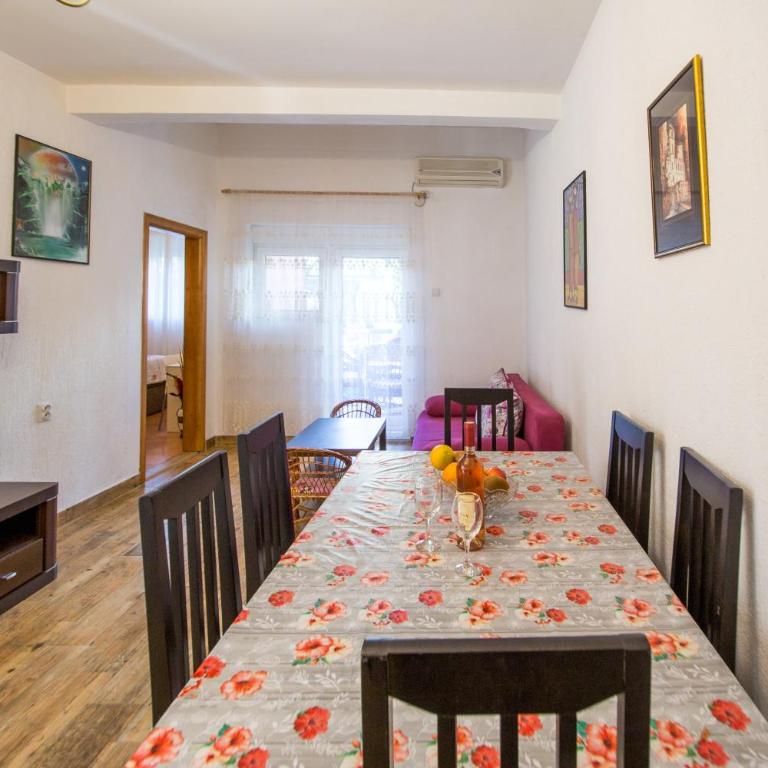 Apartments Kovačević - Two-Bedroom Apartment with Terrace - 5