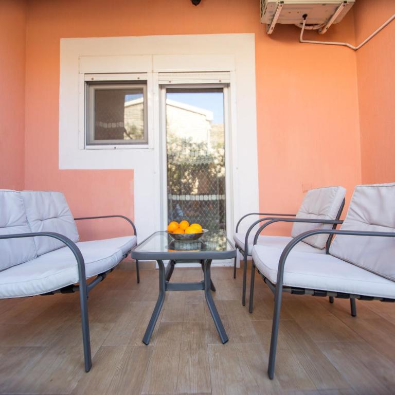 Apartments Kovačević - Studio with Garden View - 9