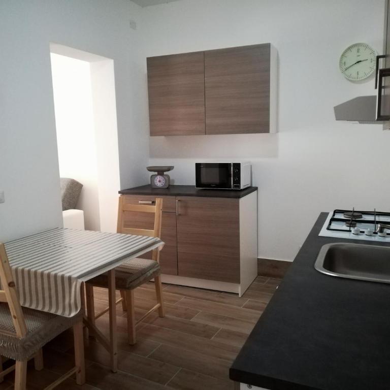 Casa Cetrina centrale indipendente e funzionale - Casa Vacanze - 10
