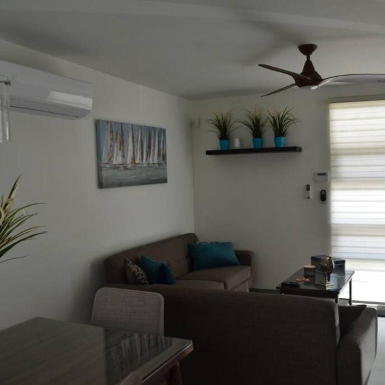 #CasaMare - Privada a una cuadra del mar con AC - Three-Bedroom House - 55