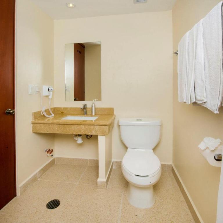 Mishol Bodas Hotel & Beach Club Acapulco Diamante - Habitación Doble con cama supletoria - 3