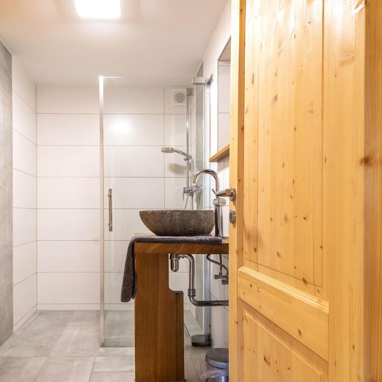Alpen-Hostel - Apartment Talstation mit Motorradvermietung - Apartment mit 2 Schlafzimmern - 20