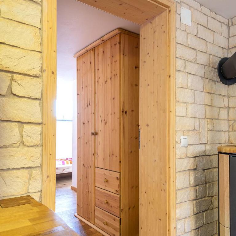 Alpen-Hostel - Apartment Talstation mit Motorradvermietung - Apartment mit 2 Schlafzimmern - 37