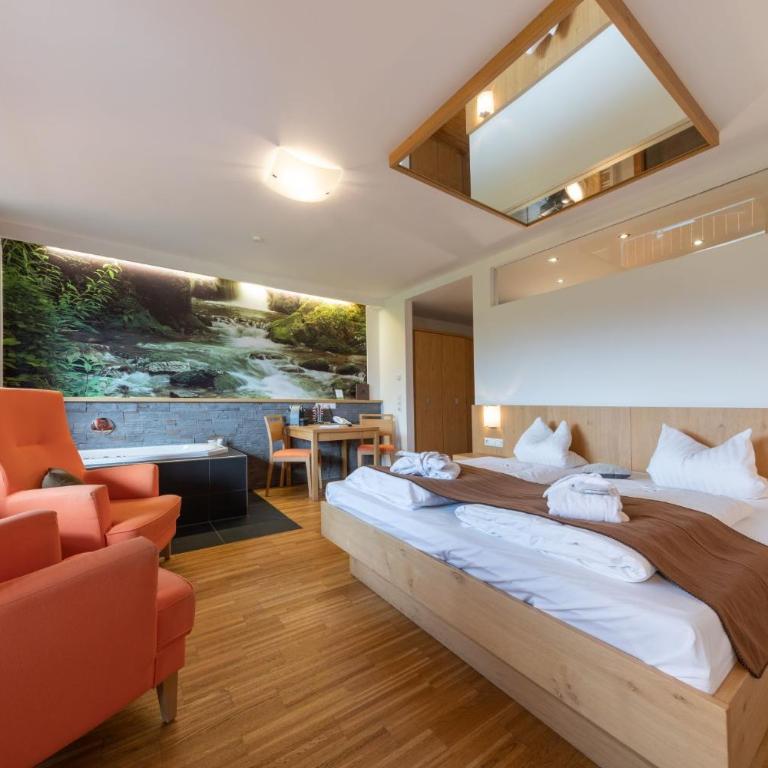 Almfrieden Hotel & Romantikchalet - Deluxe Doppelzimmer mit Bad - 6