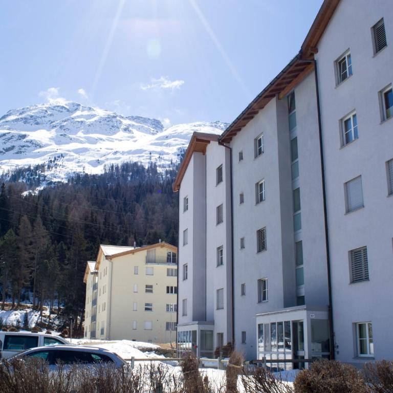 swissme - 100qm - ÖV inklusive - 2 Bäder - Parkplatz - Balkon - Apartment mit 3 Schlafzimmern - 18