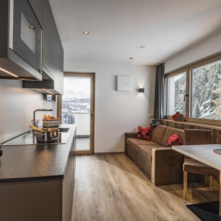 Aurela Mountain Chalets - Apartment mit Terrasse - 2