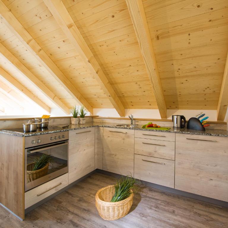 Bergparadies - inklusive Eintritt in die Alpentherme - Standard Penthouse-Apartment mit Terrasse und Zugang zum Spa - 10