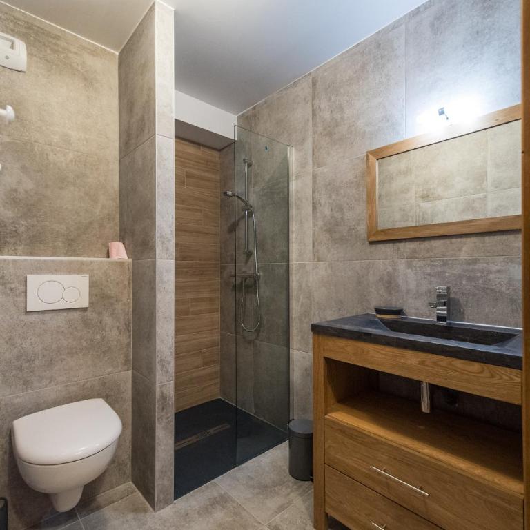 ODYSSEE CRC01 Appartement traversant sur les pistes - Appartement 3 Chambres - 13