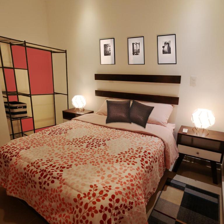Casa Rosa Smart House - Three-Bedroom House - 4